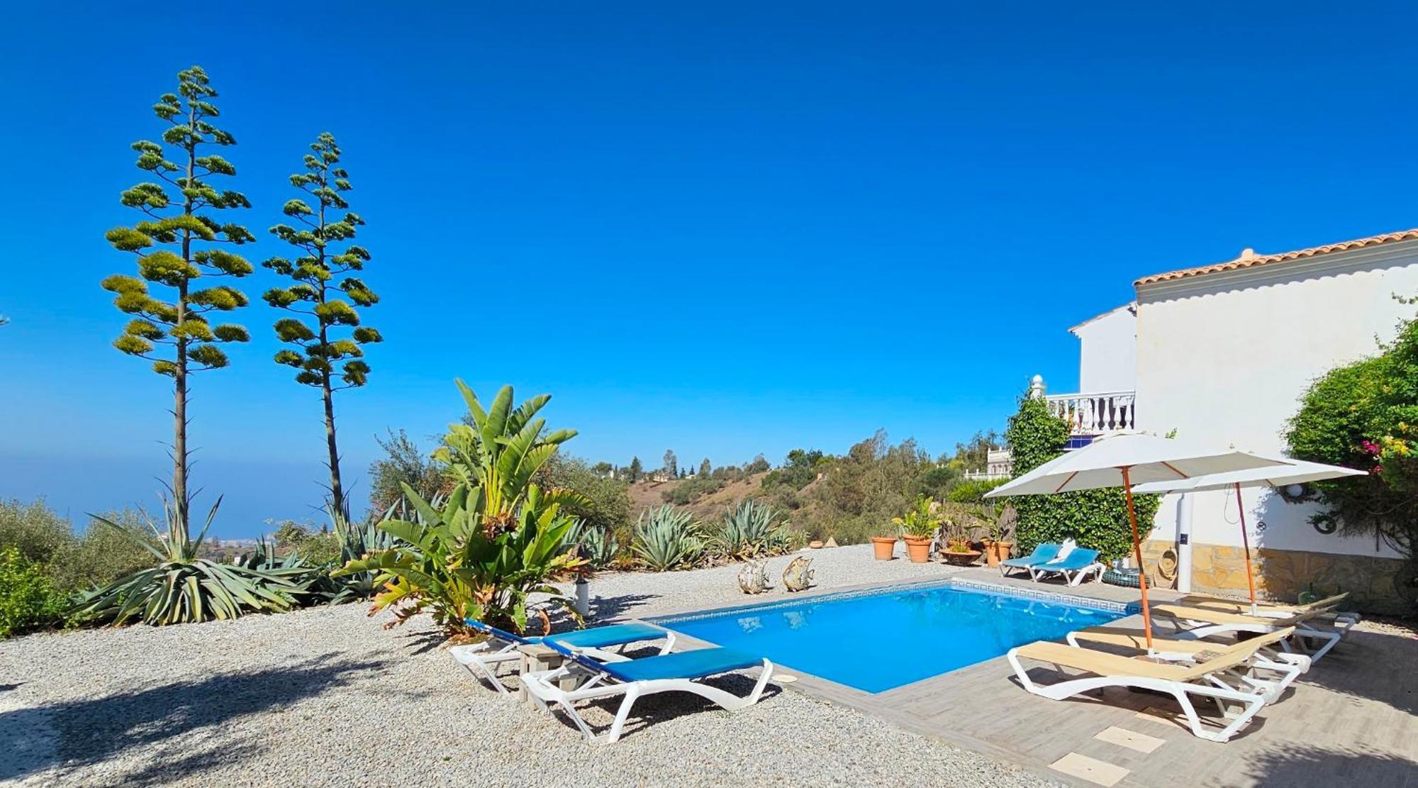 Campo Agave Luxury Tents Sayalonga Exterior photo
